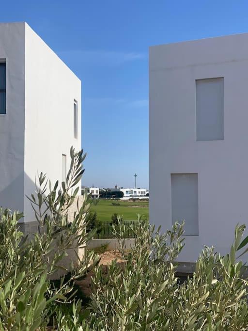 Luxurious Golf & Sea View Beach Apartment With Pool Access - Tamourrit, Taghazout Bay Kültér fotó